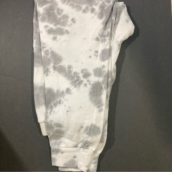 Caution to the Wind size S,white/gray Tie Dye,warm-ups, minor flaws (photos) GUC - Picture 7 of 14